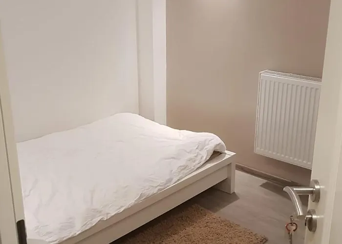 Apart-hotel Budgetrooms - Souterrain-private & Kitchen